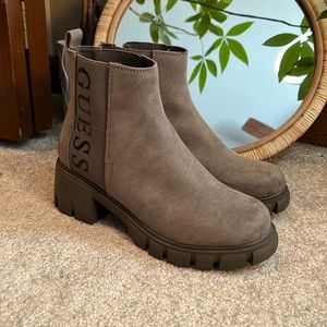GUESS boots